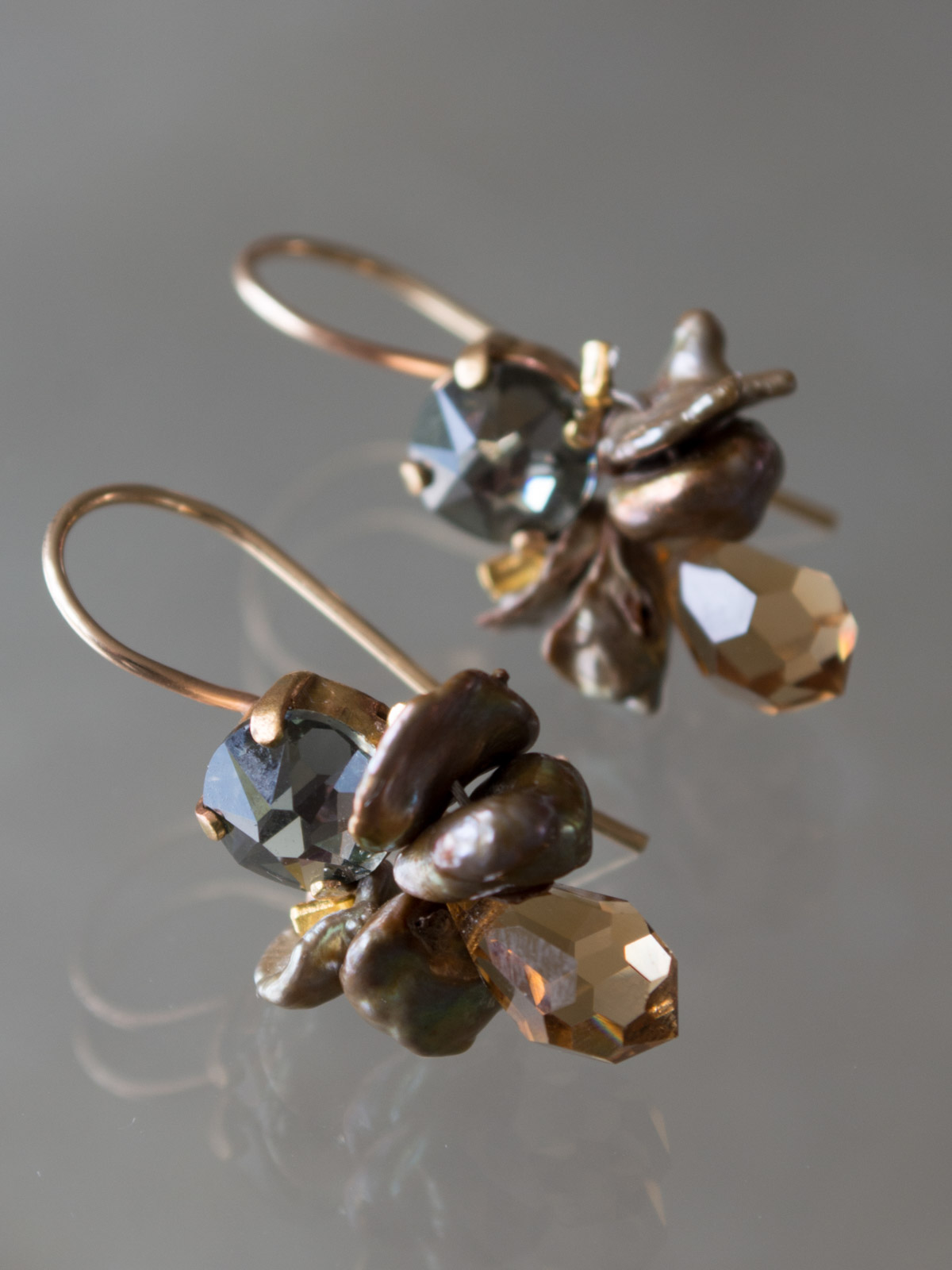 earrings Bee grey crystal, citrine